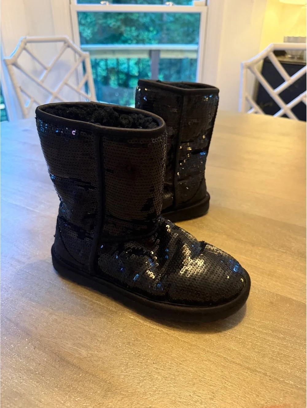 UGG Australia Black Sequin Sparkle Classic Boots Women’s Size 5 Style 3161